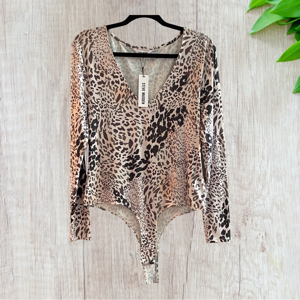NWT Leopard Print Long Sleeve Bodysuit